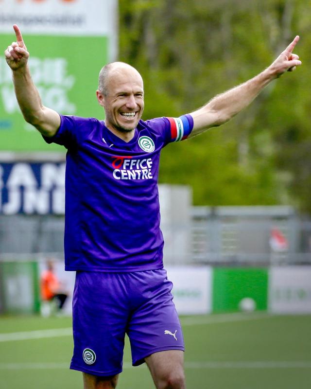 南宫网址 -赛前洛杉矶快船更衣室发声：荷甲节点到来，悬念犹存，数据趋势出现新变化(拉格朗日舰船图鉴)