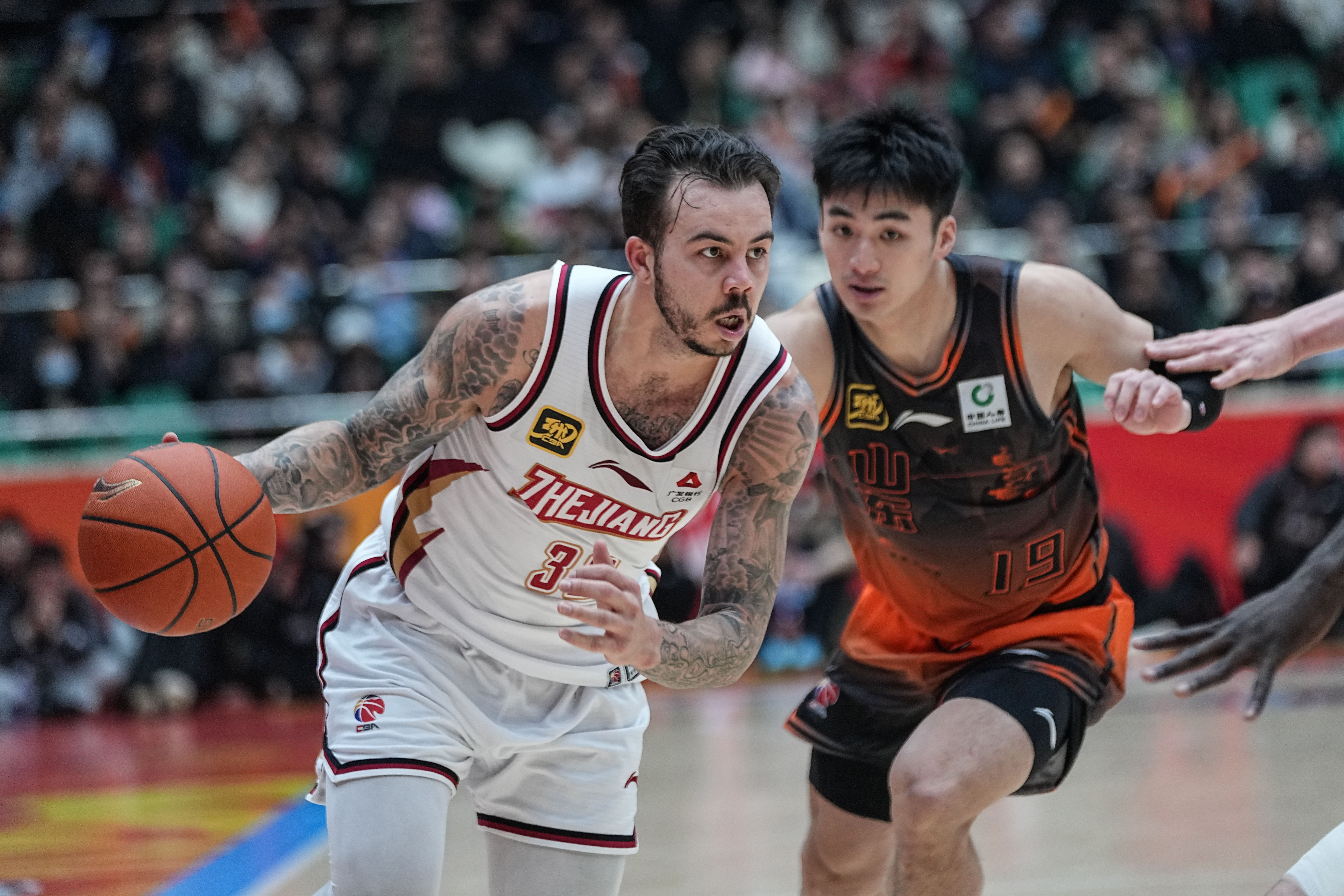 南宫娱乐 -今晚浙江队备战欧篮联；更衣室发声细节曝光；目标明确；控场能力受关注(cba联赛今晚浙江视频)