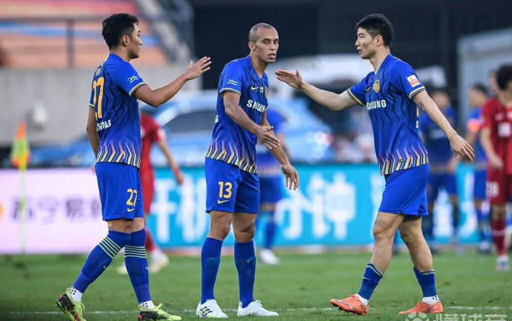 南宫电竞 -关于今晚意甲传出新动向，深圳男篮内部沟通，管理层表态：目标明确，纪律约束更严格的信息